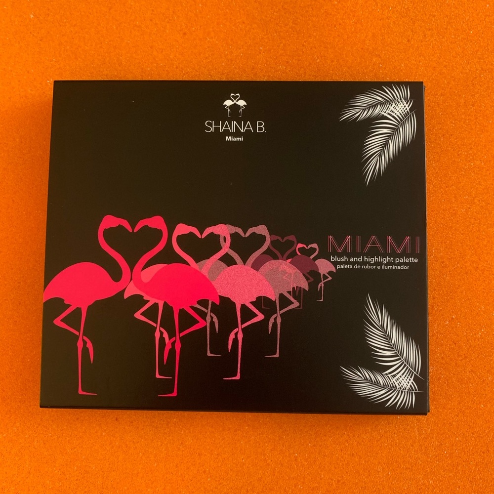 Shaina B Miami Blush & Highlight Palette. NIB - Picture 2 of 5